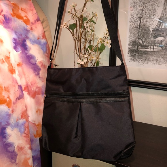 Handbags - Satchel - 5/$25✨✨